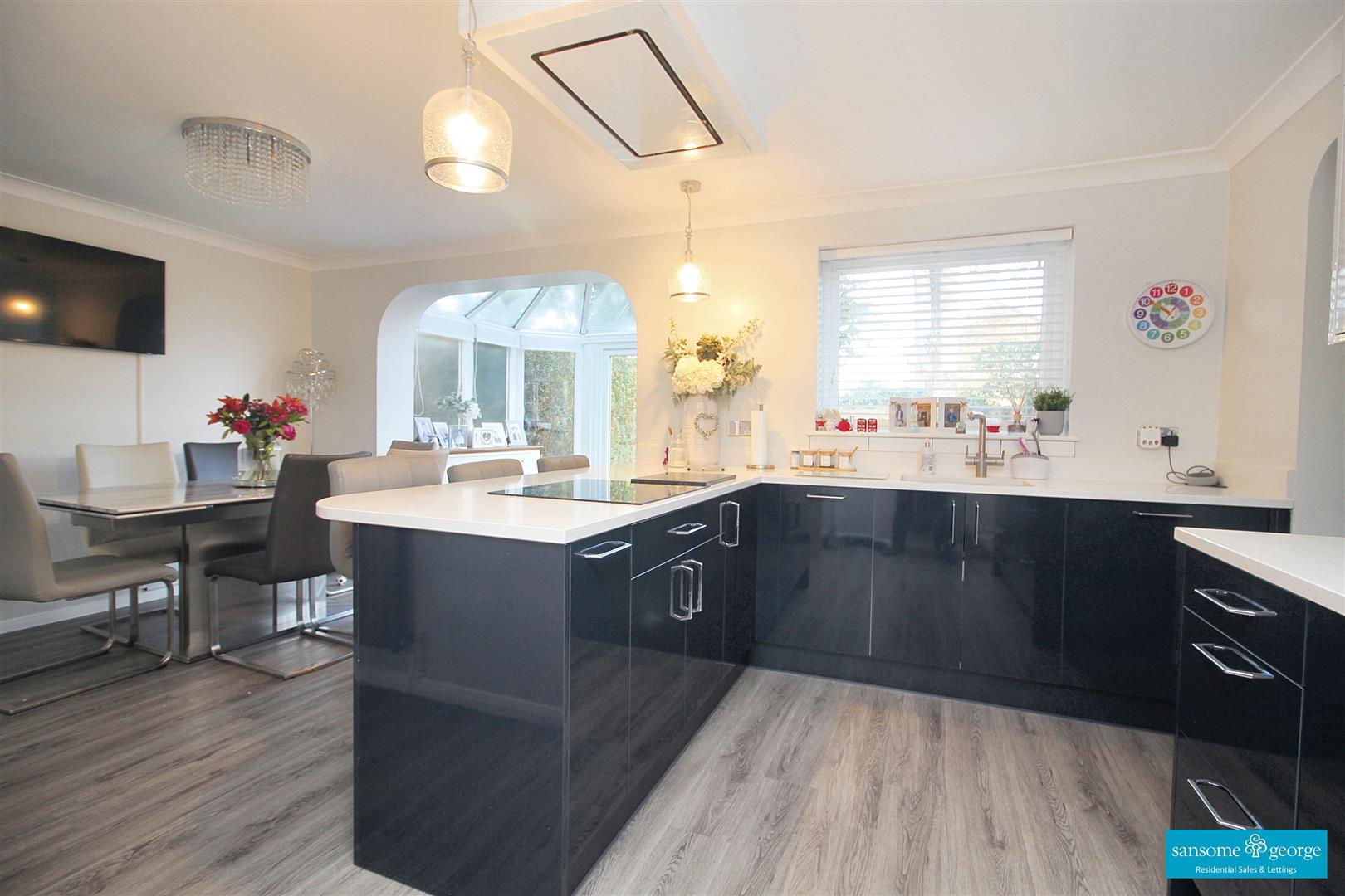 4 bed property in Addiscombe Chase, Tilehurst